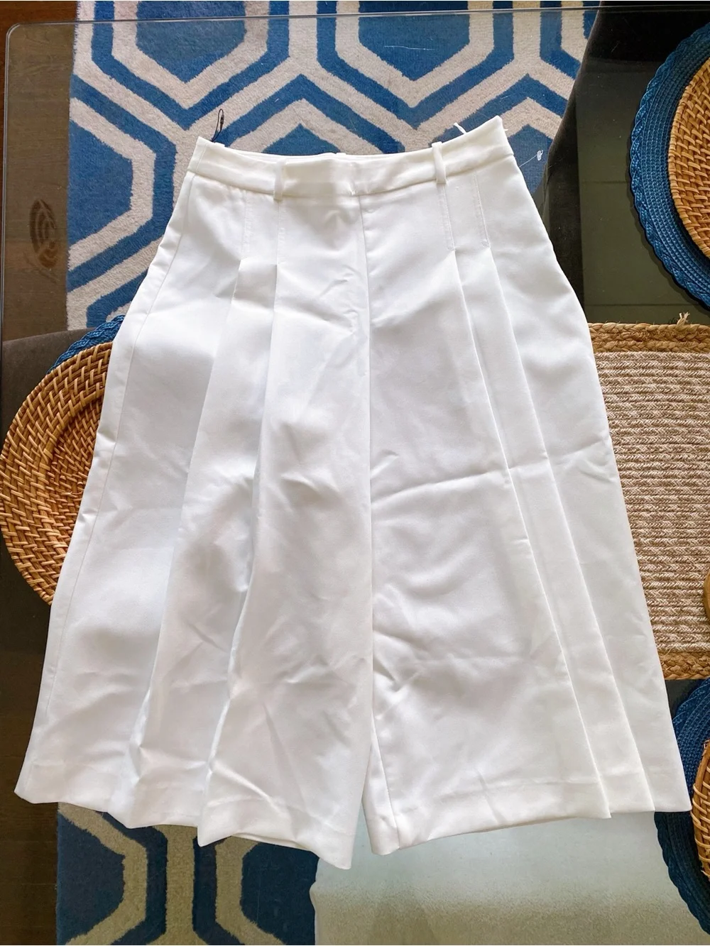 ZARA Women's White High-Waist Tailored Culottes Pant! 🤍